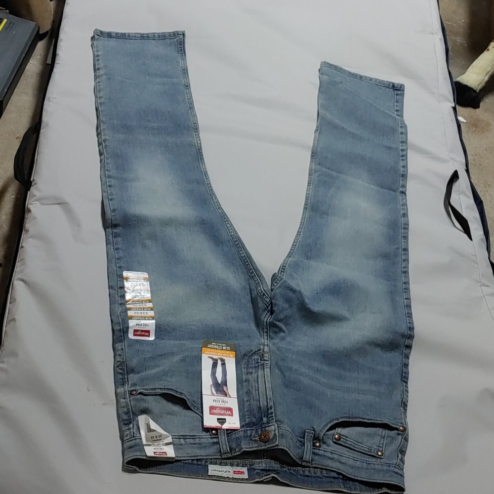 Wrangler Slim Straight 33X32 Light Blue Jeans